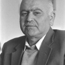 199300_1569470928402_722433_n